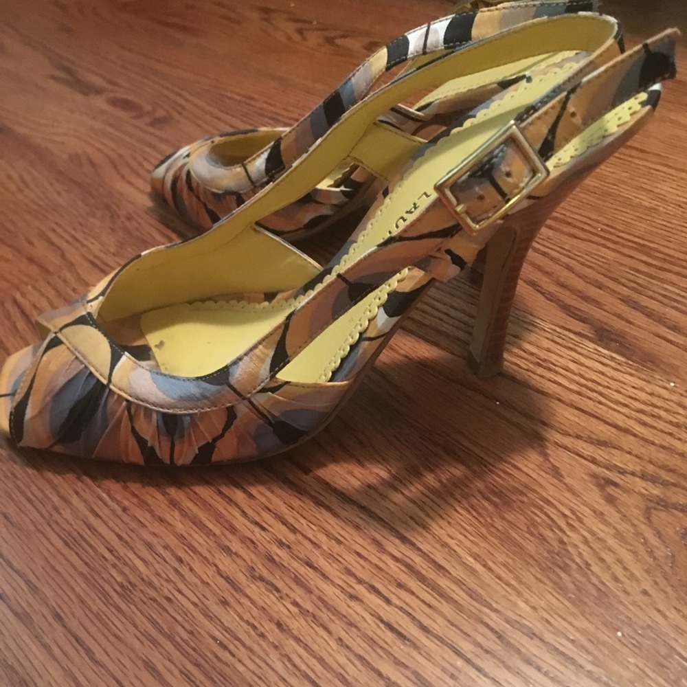 Chinese Laundry peep toe heels size 7
